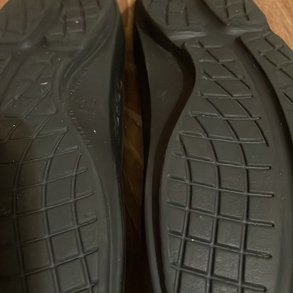 Women’s OOFOS Black Flip Flops EU 41/ US 10 See pictures - Picture 7 of 13
